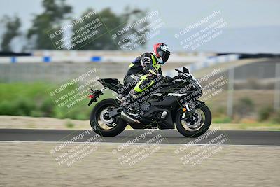 media/Apr-18-2025-TrackDaz (Fri) [[45f5874c44]]/C Group/Session 1 (Turn 7)/